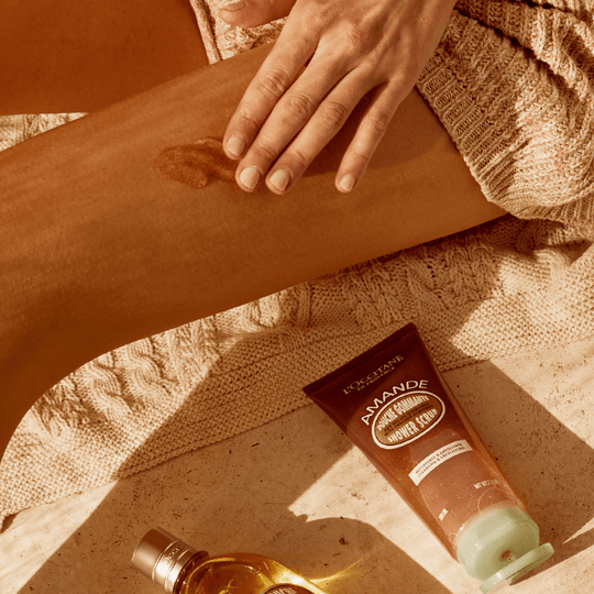 L'Occitane - Amande Shower Scrub 200ml - Ascent Luxury Cosmetics